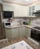 Сдам 2-комнатную квартиру, пр-т Защитников Москвы 8, 55 м²