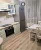 Сдам 2-комнатную квартиру, пр-т Защитников Москвы 8, 55 м²