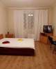 Сдам 1-комнатную квартиру, пр-т Защитников Москвы 10, 40 м²