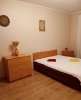 Сдам 1-комнатную квартиру, пр-т Защитников Москвы 10, 40 м²